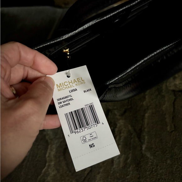 NWT Michael Kors Luisa Small Leather Satchel - Picture 10 of 13